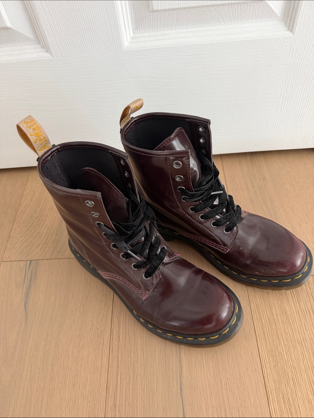 Dr. Martens Men’s Burgundy Leather Lace-Up Boots